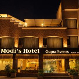 Pinjaur में, होटल Modi Hotel & Resorts