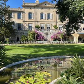 Château de Collias - Maison de Vacances