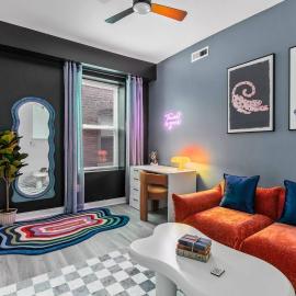 Abstract Haven | Stylish 1BR by Tower Grove, hotel in Saint Louis