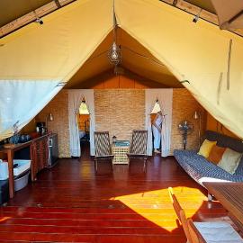 VELA Glamping - Camp Čikat - Lošinj, hotel v Mali Lošinj