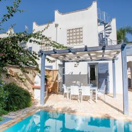 Villino Smeraldo by ThePuglia