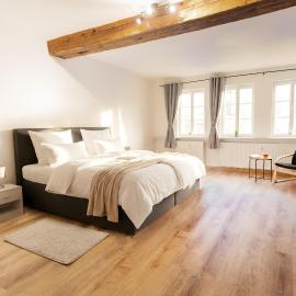 RAHA Apartments - moderne 3 Zimmerwohnung - Direkt am Domplatz - Balkon - Vollausstattung