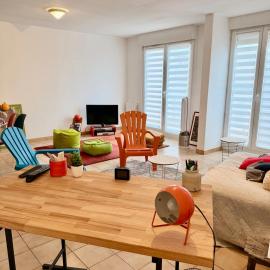 Spacieux cocon provençal à 5 min d'Avignon, hotel v destinácii Les Angles Gard
