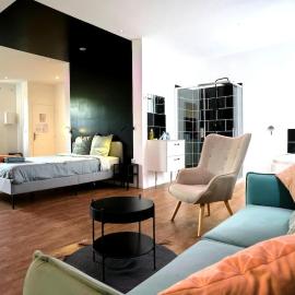 Grand studio avec Balneo proche gare, hotel in Tourcoing