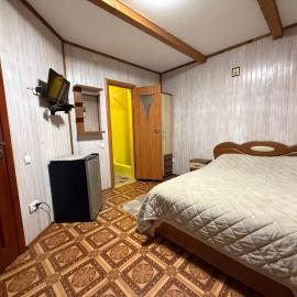 healing waters, hotel in Skhidnitsa