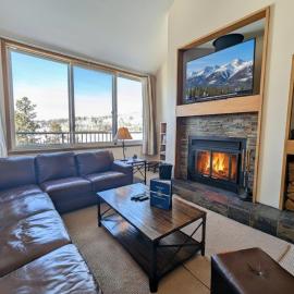 Pines 2129 by SummitCove Lodging in Colorado