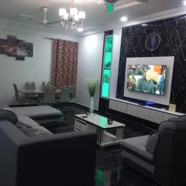 EMA Apartment, hotell i Kokrobite