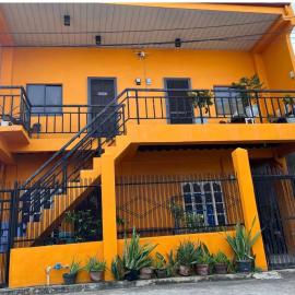 Homey Apartment Near Airport and Beaches-Room3
