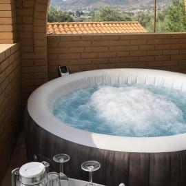 Hotel Flamora-Valle de Guadalupe, hotel din Francisco Zarco