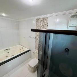 Casa de Frente para lagoa em Cabo Frio