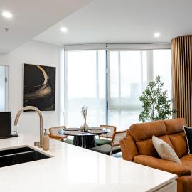 Chada by Cadiz Properties - 2 Bedroom Apartment with Lakeview Pool, within CBD and Beside Commonwealth Park