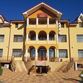 Motel Imperial，羅曼的飯店