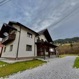 Boierița Home Stay, hotel em Fundu Moldovei