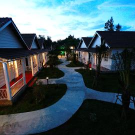 Konklor Hotel, hotelli Kon Tumissa