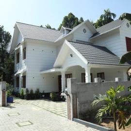Brand new 4 BHK luxury villa near kochi airport, hotel a Nedumbassery