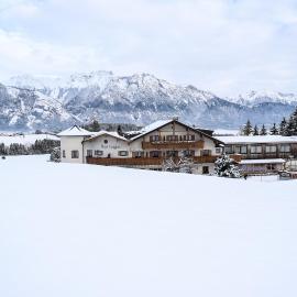 Hotel Geisler Tulfes、トゥルフェスのホテル