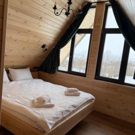 Refugiul din Deal – hotel w mieście Mărgău
