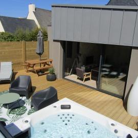 Gîte neuf avec Jacuzzi et Les plages à pied