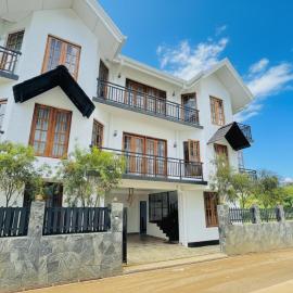 Ru Hotel & Villa