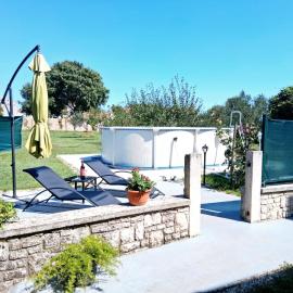 Apartment Glavani with Pool