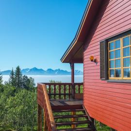 Culture Cabin Retreat, hotel a Senja
