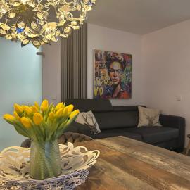 FERIENWOHNUNG TRUNK direkt an den Weinbergen, Parkplatz, Terrasse mit Grill und Lounge, hotel en Roschbach