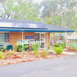Warren में, होटल Macquarie Caravan Park