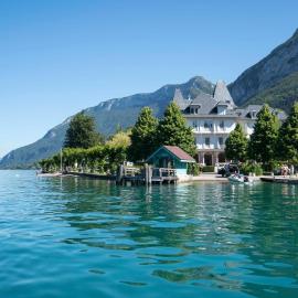 Le Pavillon des Fleurs, hotel din Menthon-Saint-Bernard