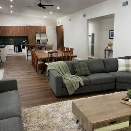Riverrun Lodge - 3 minutes to Mt Buller gates, hotel in Mount Buller