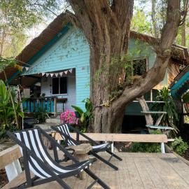 Benny family Beach house