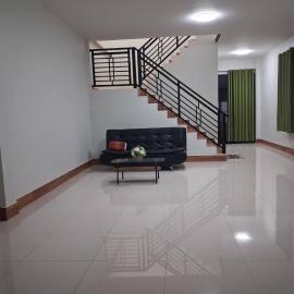 Country home stay 3, hotel in Ban Sakae Phrong