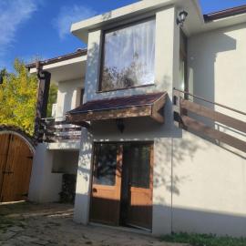 къща за гости При Приятели, hotelli Nesebarissa