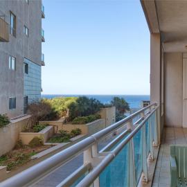 Prime Fort Cambridge 3BR Near Seafront