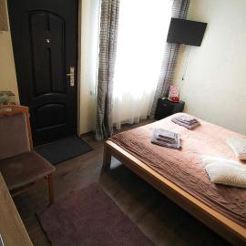 Central garsoniera ap 3 โรงแรมในเตอร์กู-มูเรช