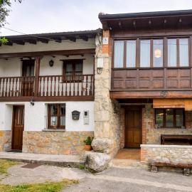 Llanes casa cerca de la Playa de Poo – Ekilore, hotel in Po