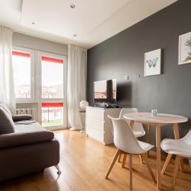 Reda Cozy Nest Apartment by BookingHost