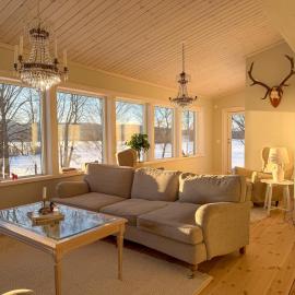 Secluded Lakehouse, hotel u gradu Falun