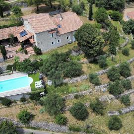 La Rochere, hotel en Sampzon