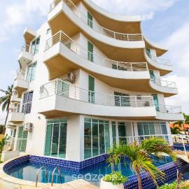 Aptos em Cond. c/ Piscina a 1 Quadra da Praia de Cumbuco - KVI, hôtel à Caucaia