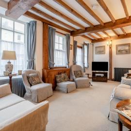 4 Bed in Eastbourne oc-71297