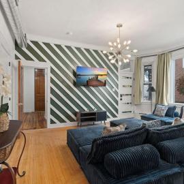 Oasis Spacious-Private Parking 16 Beds 29 Guests, hotel in Philadelphia