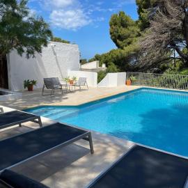 Cala Morell - 6 person Villa with private pool, hotel in Cala Morell