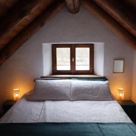 Baitin - Mini-house in nature - Verzasca Valley, Hotel in Frasco