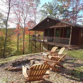 Timber Ridge Cabin, ξενοδοχείο σε Louisa