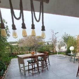 Garden apartment in Neot Golf, with sea view