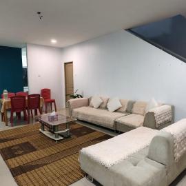 Homestay Iman, hotel in Kota Samarahan