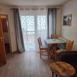 Apartmentanlage am Kellerberg、Zandtのホテル