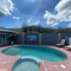 Cactus & Cove Villa