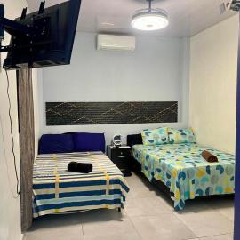 Las Flores에 위치한 호텔 Evolution Home Habitacion a 4 min del Aeropuerto Internacional ES
