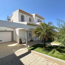 Casa Bella - a charming holiday house in Luz